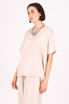 Breites Shirt aus dickem Stoff