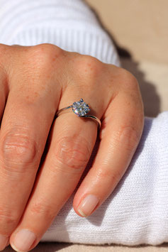 Diamantring TWIST