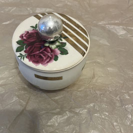 Gold #12 S / silver knob