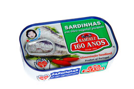 Sardinen in pikantem Pflanzenöl - "Ramirez Sardinhas em oleo vegetal picante"