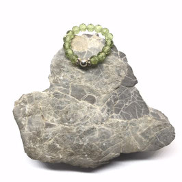 Peridot Ring mit Silber Perle