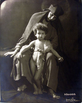 František Drtikol - Madonna, 1919