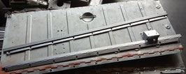 VW 82 - Motorhaube / Kofferraumdeckel - Scharnier