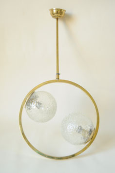 Suspension moderniste mid-century en laiton et verre texturé