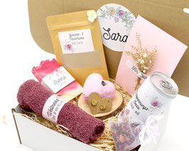 Personalisierte Geschenkbox für Frauen Rose handgemachte Seife Messing Ohrringe Geschenk Freundin Wellnessbox Rose Badekugel