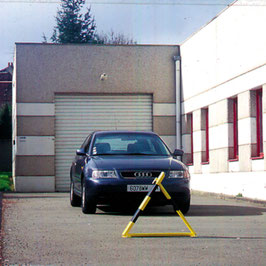 BARRIERE DE PARKING EXTRA PLATE