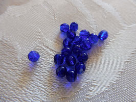Glasschliffperlen transparent azurblau 4 mm