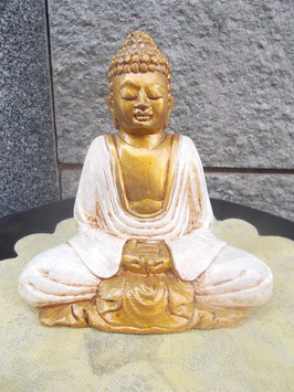 Statua Buddha in resina dipinta in meditazione con veste bianca