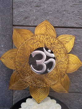 Pannello Om dorato 50 cm