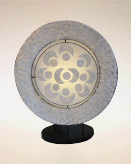 Lampada in madreperla rotonda con lunette