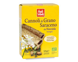 Cannoli di grano saraceno con crema alla nocciola