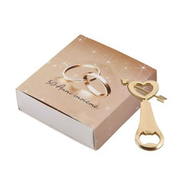 Scatola nozze d'oro con apribottiglie