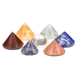 Set 7 di 7 pietre a cono nei colori dei Chakra
