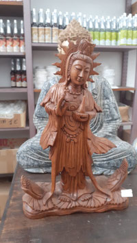Statua di Guanyin dea della misericordia