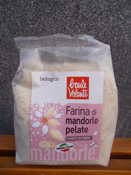 Farina di mandorle pelate Baule volante