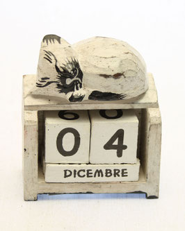 Calendario micino che dorme bianco