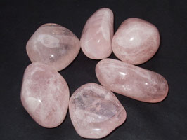 Quarzo rosa burattato
