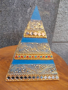 Portagioie piramide decorata con specchietti