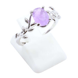 Anello con  ametista in argento stearling 925 "sussurro di alloro"