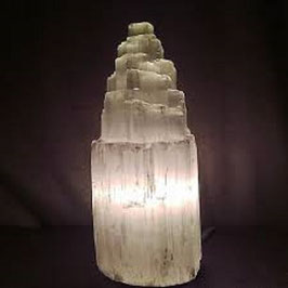 Lampada in selenite altezza 20 cm