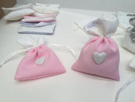 Sacchetto portaconfetti in cotone nascita rosa con cuore