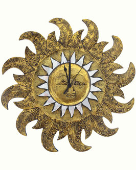 Orologio con raggi dorati e specchietti