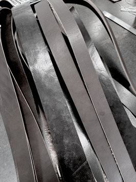 STRISCE CUOIO IN OFFERTA TONALITA' NERO