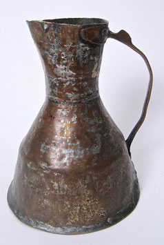 Rustikaler Charakterkrug