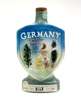 Whiskey-Flasche: Schriller geht's nimma
