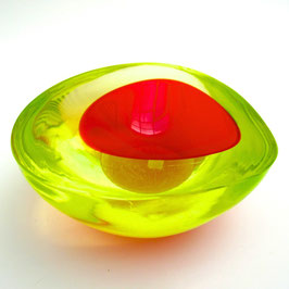 Kaufmuseum's Zwei Kilo Neonbombe