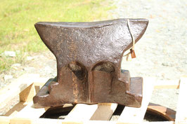 # 3796 - antique museum style anvil , german 18th cent. aprox. 200 lbs