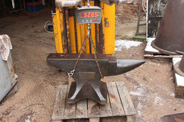 Sold to Charles # 2208 - John Brooks , 5 CWT ANVIL , weighed 528,5 lbs , special dedication plate , very nice straight unrepaired condition