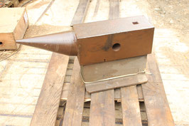 # 3624 - CUSTOM MADE SINGLE HORN ANVIL WITH 371 LBS WEIGHED , GOOD FUNCTIONAL PIECE in nice shape