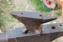 # 2047 - vintage 55 lbs german table anvil - perhaps Peddinghaus , excellent condition !