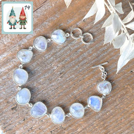 14.Dezember: ARMBAND Regenbogenmondsteine in Silberfassung "Silver Moon Bliss"
