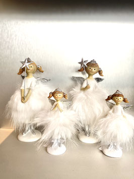 Flauschiger Schutzengel mit Sternen-Stab