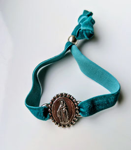 Madonna with Jesus baby oval - silver plated / green
