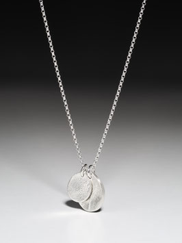 Großer und Kleiner Teardrop mit Nasenabdrücken