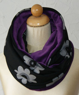 Loop mit Blumenmuster schwarz / lila