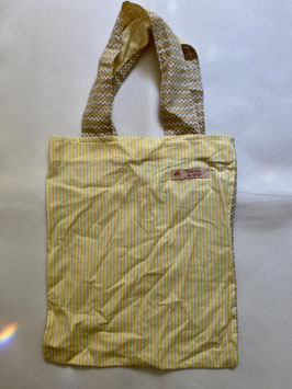 kleine Tragetasche aus Baumwollstoff