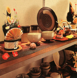 松竹梅　卓上　２６cm