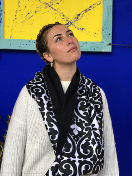 Snood Black & White