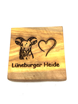 Bock und Herz mit Text "Lüneburger Heide"