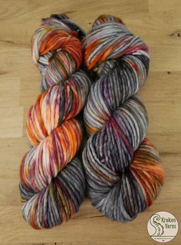 DARK BEAUTY - CHUNKY MERINO