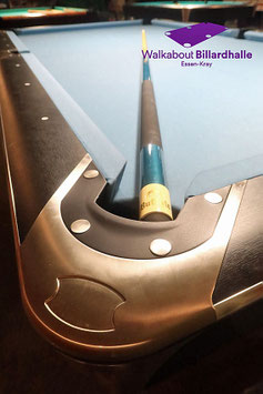 Poolbillard 9 Feet Clash Steel Pro 15 Stück Aufgebaut Zum Probe Spielen -161020251