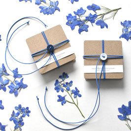 "meine kleine Blumen-presse" blaues Band