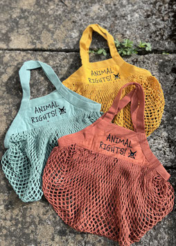 Mini-Mesh Beutel mit ANIMAL RIGHTS, gestickt