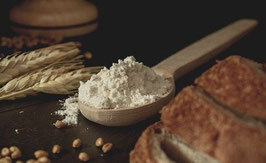 FARINE DE PETIT EPEAUTRE A LA MEULE DE PIERRE