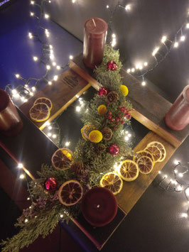 Adventskranz aus Weinfass-Dauben
