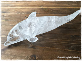 ★Crystal Quartz dolphin